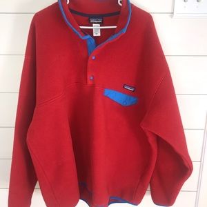 Red pullover Patagonia